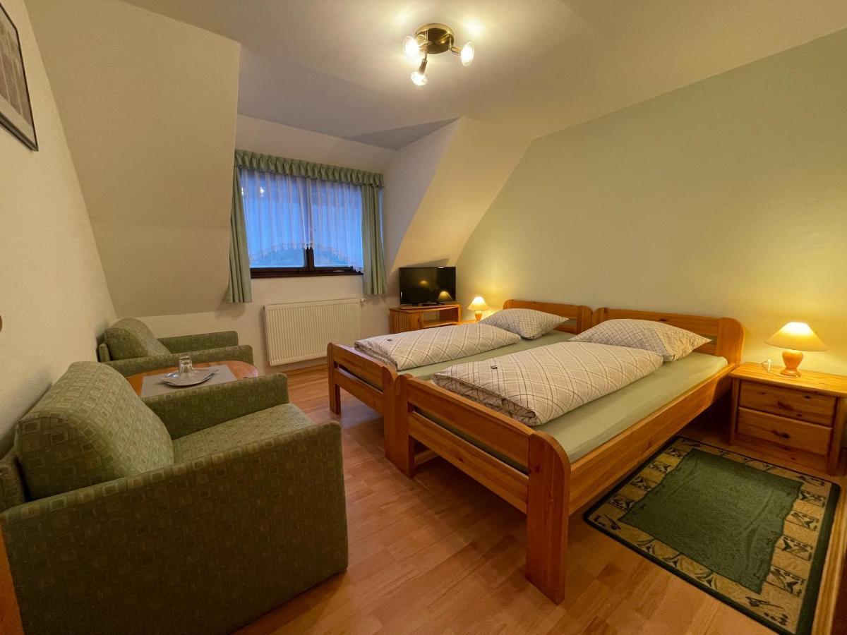 Waldhotel Zoebischhaus Bad Reiboldsgruen Ngoại thất bức ảnh